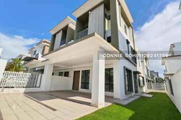 Setia Alam Setia Utama 1