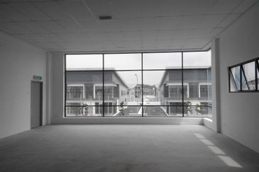 Gateway 16, Bandar Bukit Raja