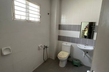 Jalan Setia Perdana U13/25D