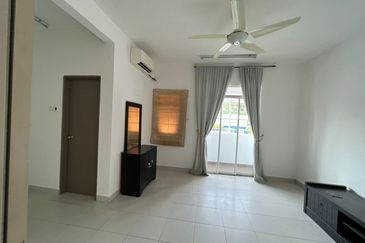 Jalan Setia Perdana U13/25D