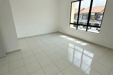 Bywater Validum @ Setia Utama 3