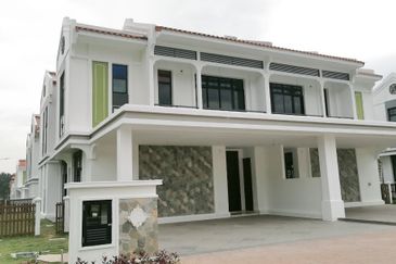 Straits of Heron @ Setia Eco Park