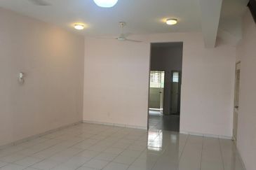 Jalan Setia Perdana U13/25H