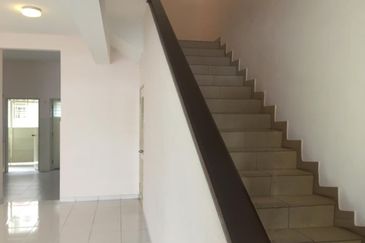 Jalan Setia Perdana U13/25H