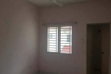 Jalan Setia Perdana U13/25H