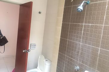 Jalan Setia Perdana U13/25H