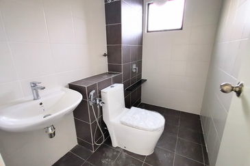 Bywater Validum @ Setia Utama 3