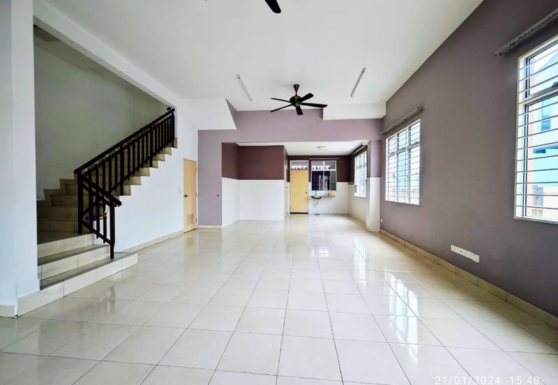 Setia Indah 9, Setia Alam