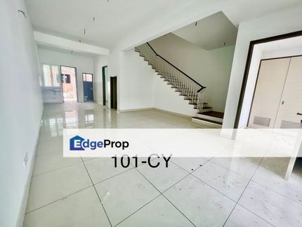 Kota Bayuemas Klang 2 Storey House “ 22 x 85 “, Selangor, Klang