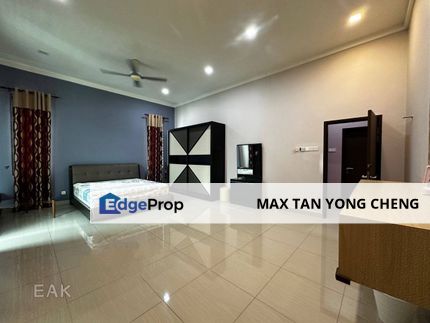 Kota Bayuemas Klang Double Storey Semi-D House Renovated For Sale * 50 x70* Move In Condition , Selangor, Klang