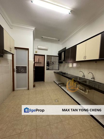 Jalan Makyong Bandar Bukit Raja Klang Double Storey House For Sale * 20x70 * , Selangor, Klang