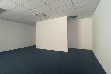 [PARTLY FURNISHED] Skypark Office @ Cyberjaya