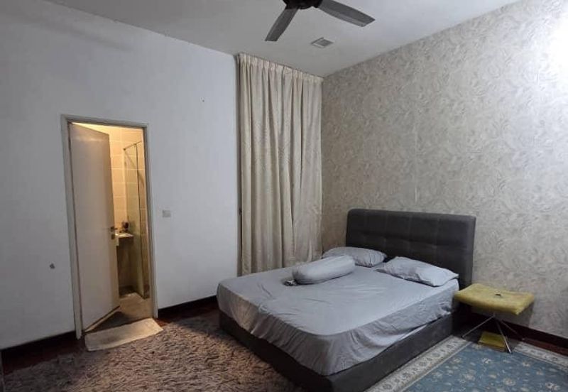 Clover Garden Residences