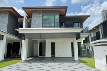 Lepironia Gardens, Setia Eco Glades