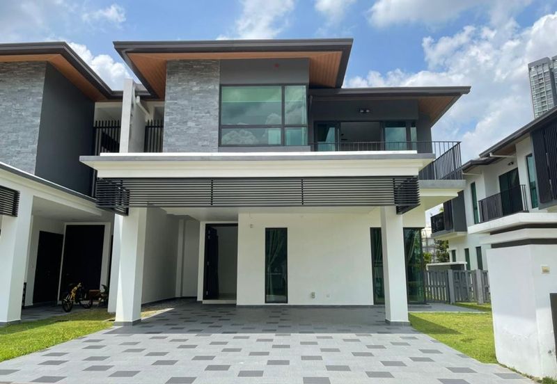 Lepironia Gardens, Setia Eco Glades