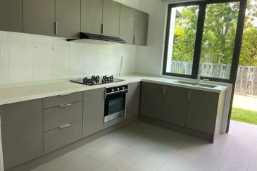 Lepironia Gardens, Setia Eco Glades