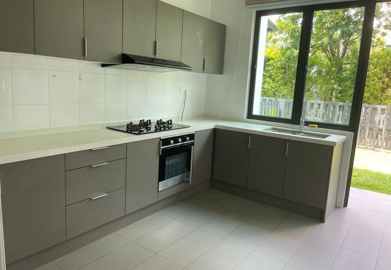 Lepironia Gardens, Setia Eco Glades