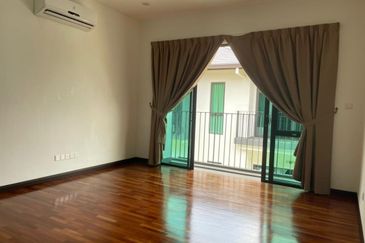 Lepironia Gardens, Setia Eco Glades