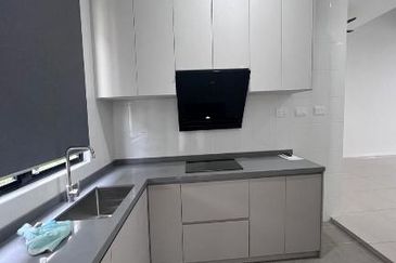 Reef Of Tropics, Setia Eco Glades