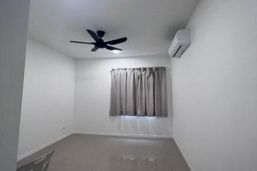 Reef Of Tropics, Setia Eco Glades