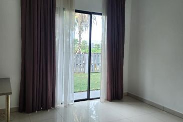 Lepironia Gardens, Setia Eco Glades