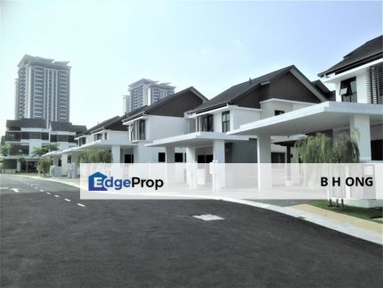 Beethoven, Symphony Hills, Selangor, Sepang