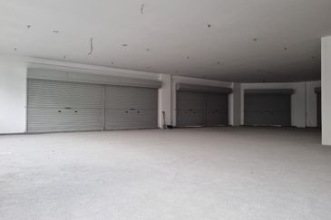 Ecohill Walk Mall, Setia Ecohill