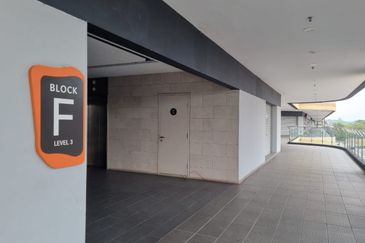 Ecohill Walk Mall, Setia Ecohill