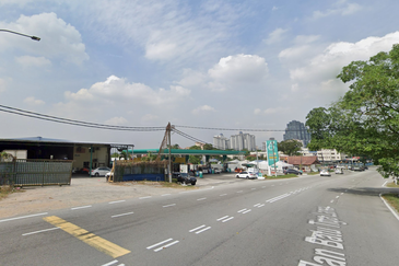 Jalan Batu Tiga Lama