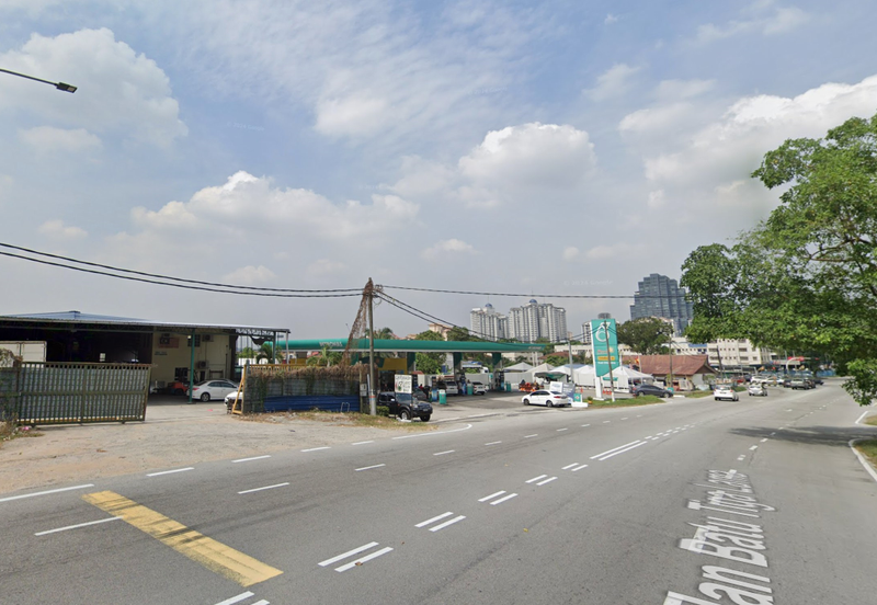 Jalan Batu Tiga Lama