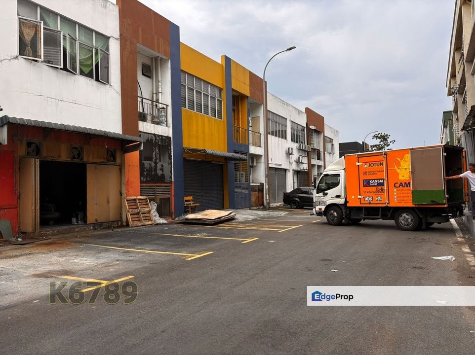 Bukit Raja Industrial Park 2 Storey Corner Size Shoplot For Sale for ...
