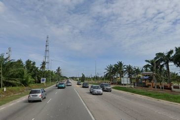 [Main Road] Kuala Selangor Land For Sale