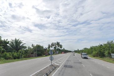 [Main Road] Kuala Selangor Land For Sale