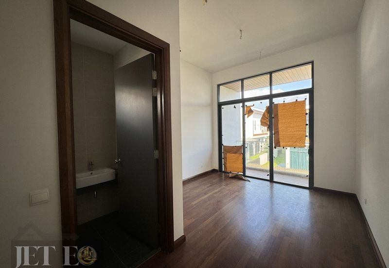 Monterey Residences @ Eco Sanctuary