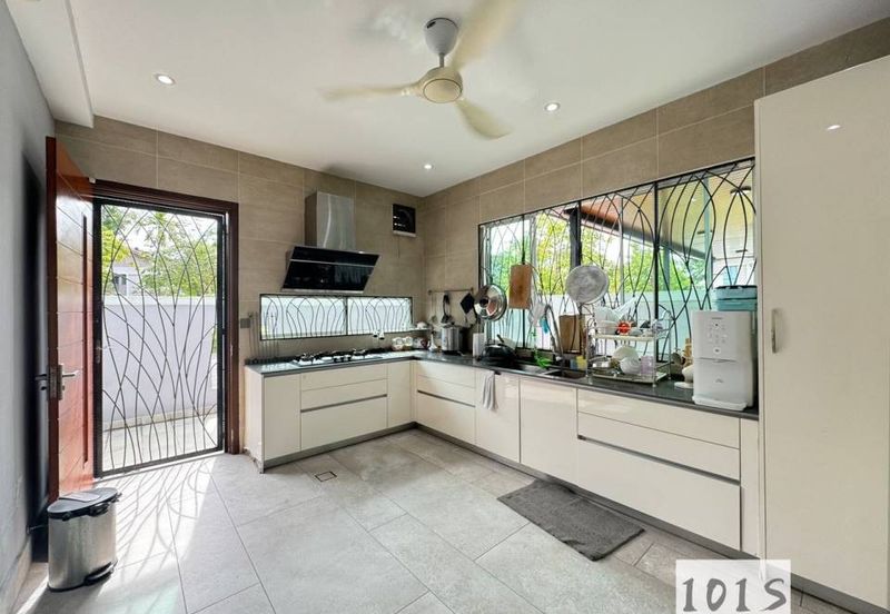 Periwinkle @ Bandar Rimbayu