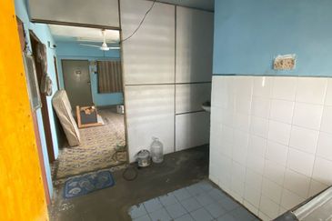 Flat Kelompok Camar (Port Klang)