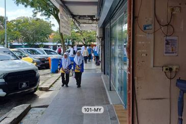 [HOT & CROWDED AREA | SUPER LIMITED] Seksyen 2 @ Shah Alam, Ground Floor Shoplot
