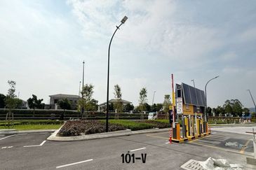 Hana Square @ Eco Ardence