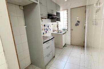 Pangsapuri Akasia, Bandar Botanic