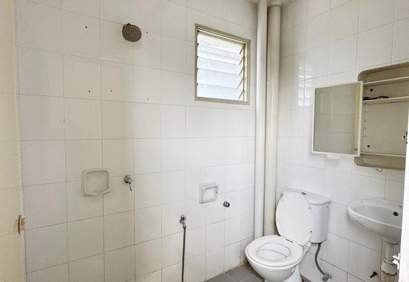 Pangsapuri Akasia, Bandar Botanic