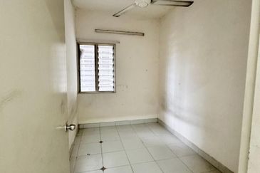 Pangsapuri Akasia, Bandar Botanic