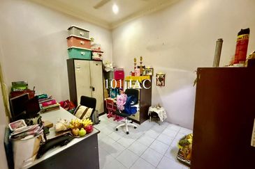 Port Klang (Pelabuhan Klang)