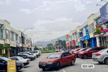 Pusat Niaga Astana Alam 2