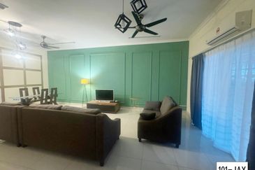 Ayu Impian, Alam Nusantara