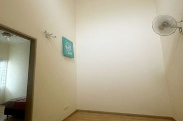 Ayu Impian, Alam Nusantara