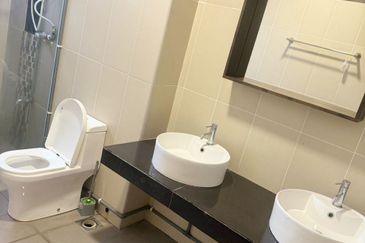 Ayu Impian, Alam Nusantara