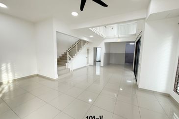 Serrata (Dillenia Series), Setia Alam