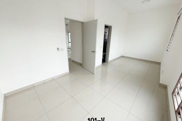 Serrata (Dillenia Series), Setia Alam