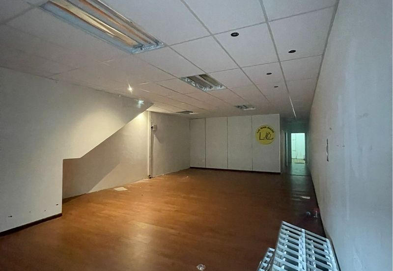 [FACING MAIN ROAD | PRIME LOCATION] Taman Gemira @ Klang, Ground Floor Shoplot