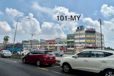 Persiaran Raja Muda Musa, Pelabuhan Klang